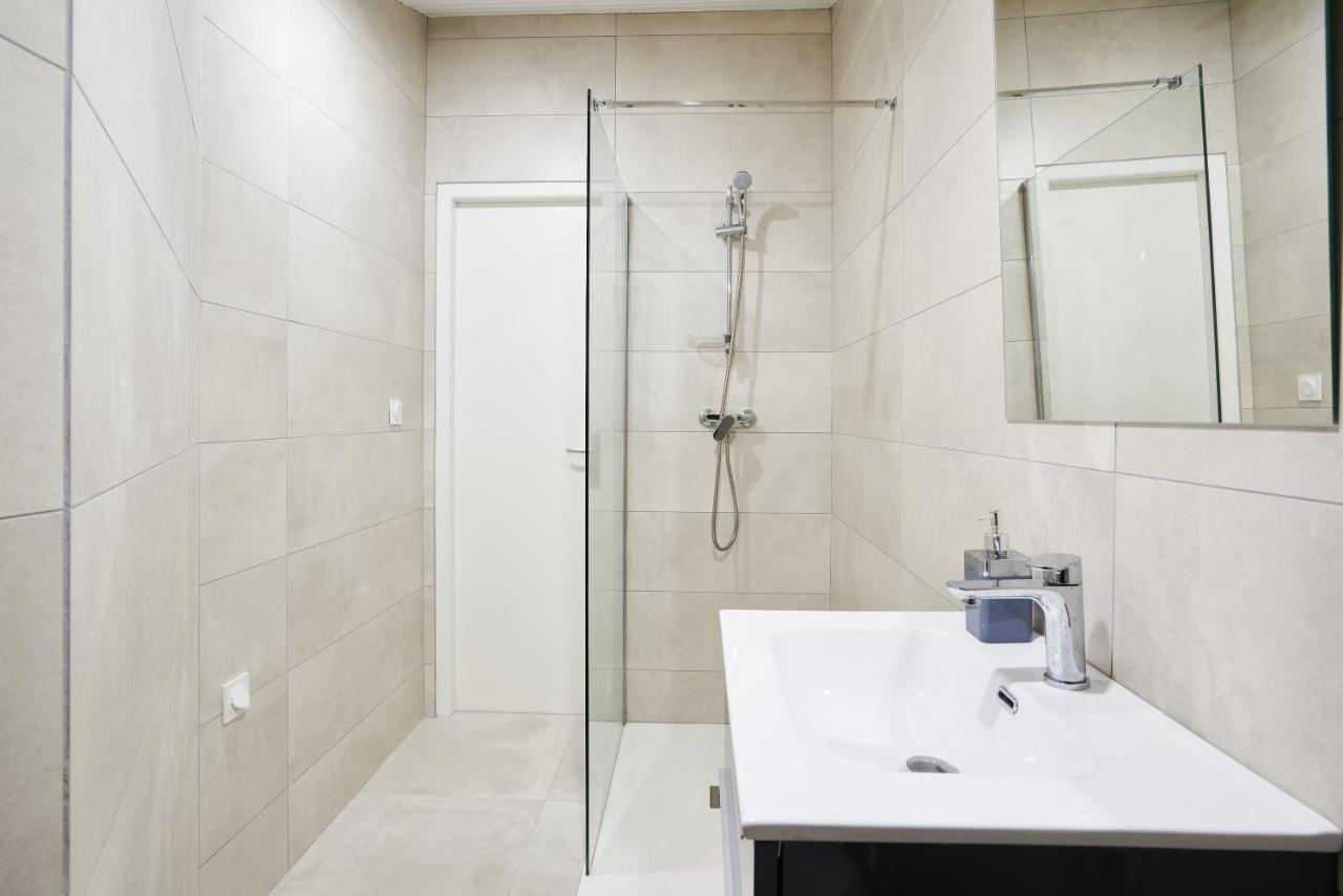 Duplex De Standing En Plein Coeur De Beziers 아파트 외부 사진